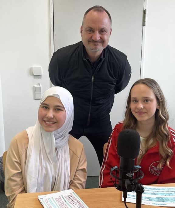 Sümeya und Isabella - das Podcast-Team Sümeya und Isabella - das Podcast-Team