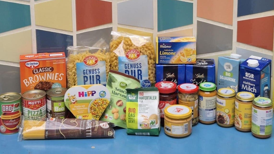 FREI Day: Spendenkisten für die Willicher Tafel