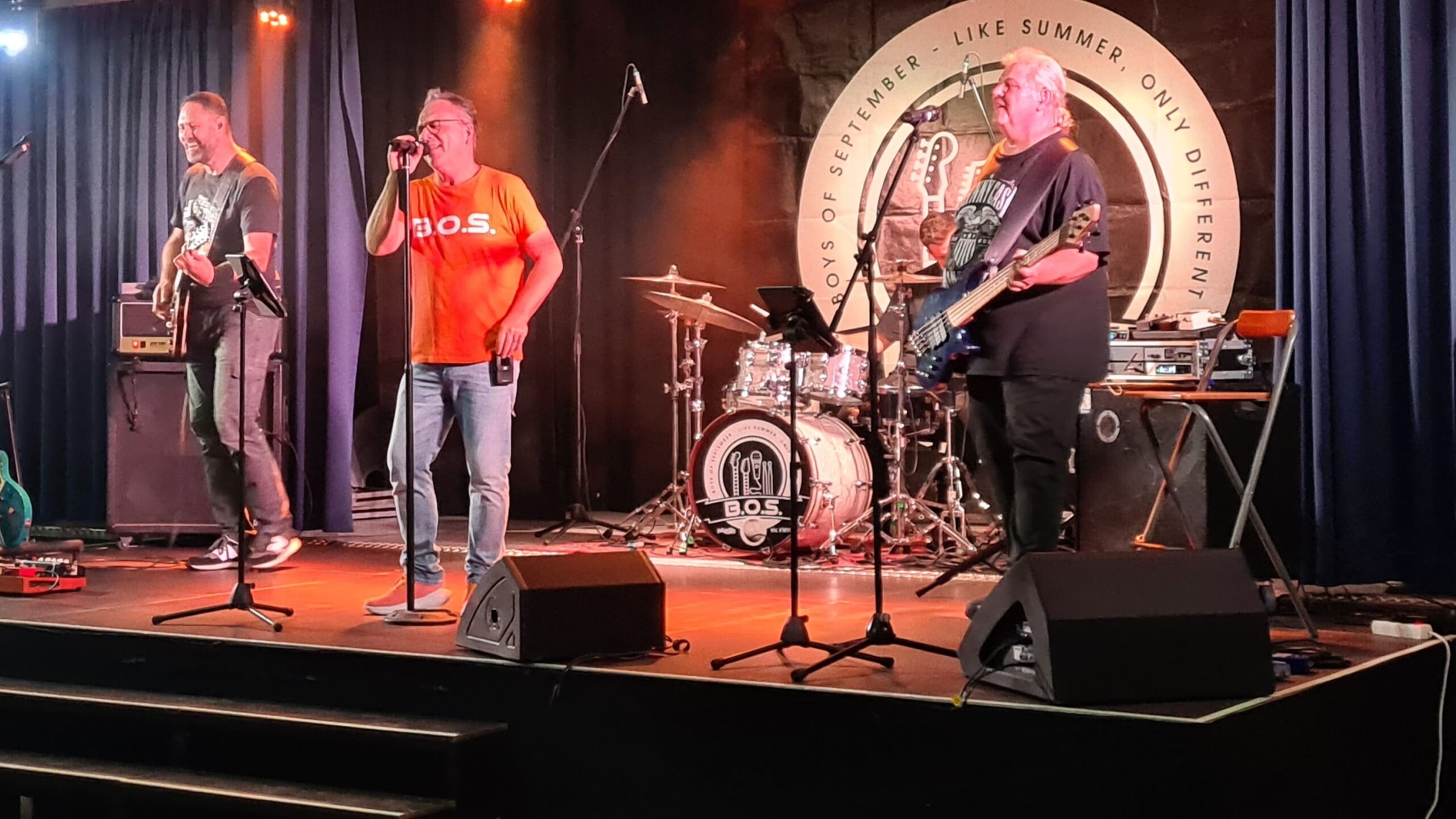 B.O.S. rocken das Forum der RSE